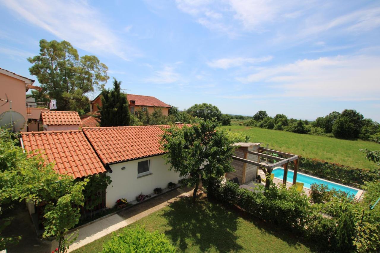 Apartments Green Garden Labinci Экстерьер фото
